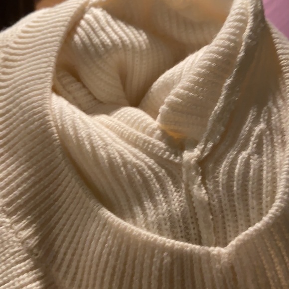 Frame.  NWOT - Picture 8 of 12